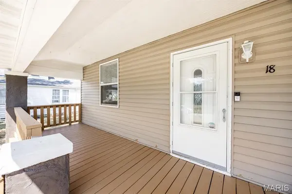 18 Iowa AVE, Belleville, IL 62220