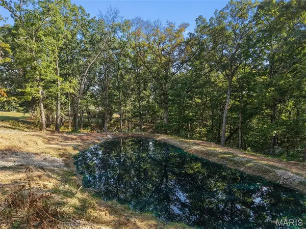 23721 Green MDWS, Warrenton, MO 63383