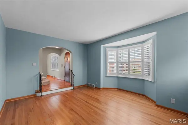 9013 Pilot AVE, Affton, MO 63123