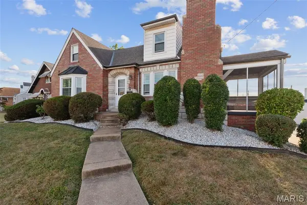 9013 Pilot AVE, Affton, MO 63123