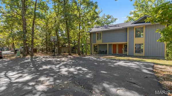 35 Walkers Cay DR, Osage Beach, MO 65065