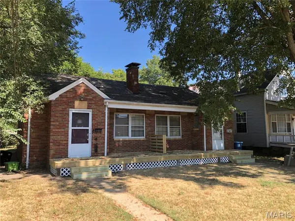 213 Brackett ST,  Swansea,  IL 62226