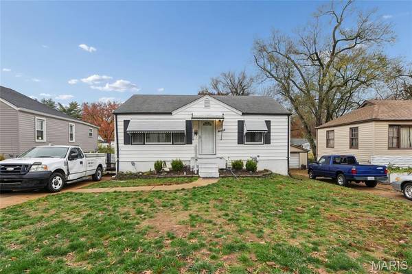 7829 Utica DR, Hanley Hills, MO 63133