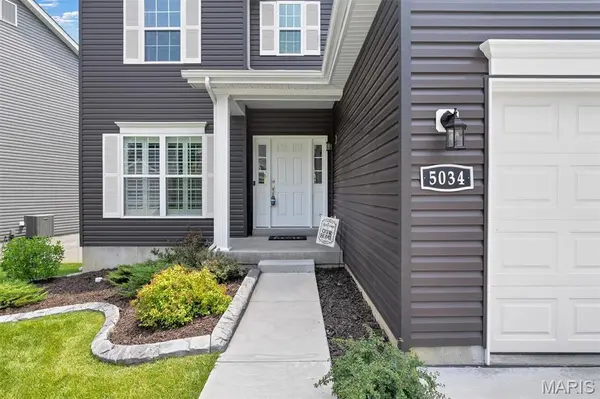 5034 Corisande Woods DR, Fenton, MO 63026
