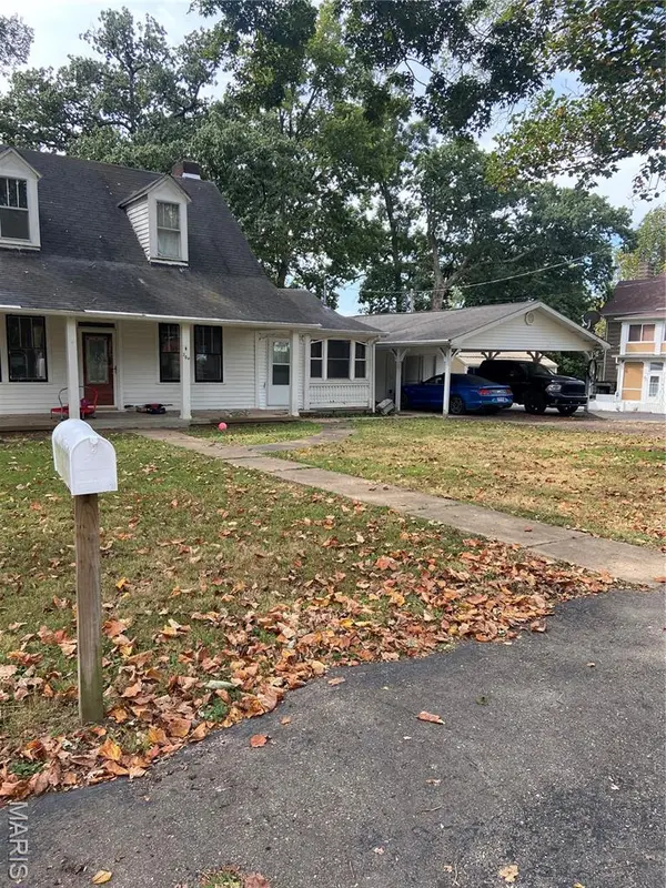 204 E Wayne ST, Ironton, MO 63650