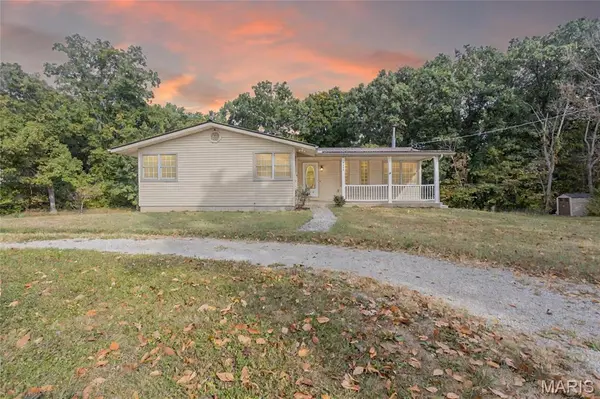 4453 Mockingbird LN,  Hillsboro,  MO 63050