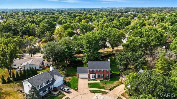 1401 Windrider CT, Fenton, MO 63026