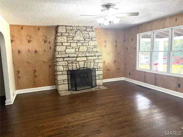 410 Argent AVE, Ferguson, MO 63135