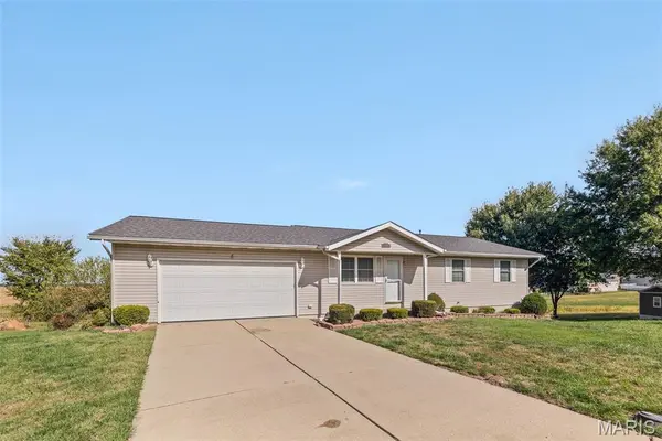 5 Brase CT, Marine, IL 62061