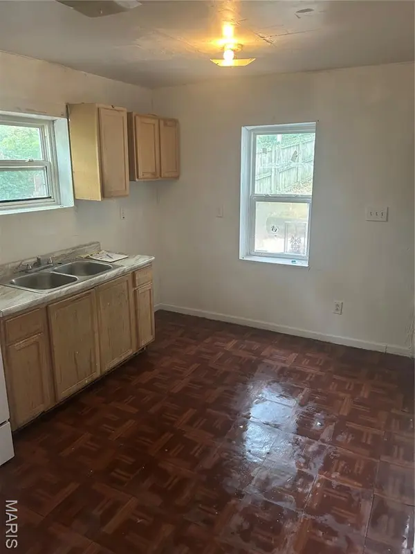 6206 Lorraine AVE, Pine Lawn, MO 63121