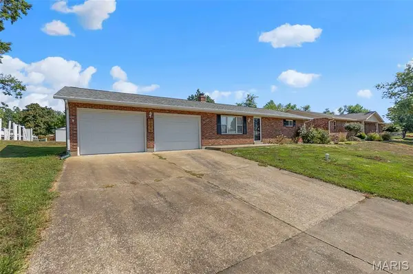 1006 Ridge DR, Perryville, MO 63775