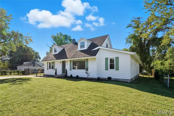 912 Burgos ST, Spanish Lake, MO 63138