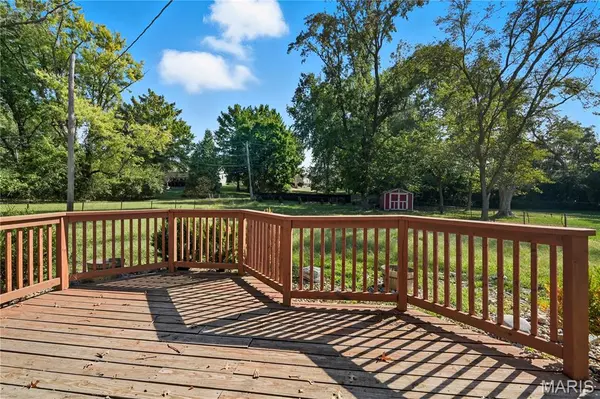 308 Spring Meadows DR, Manchester, MO 63011