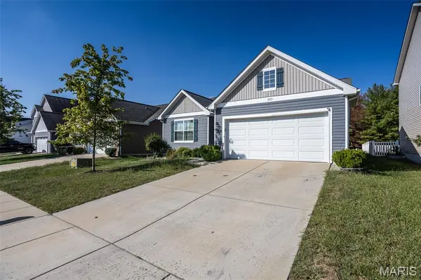 1913 Plantation LN, Belleville, IL 62220