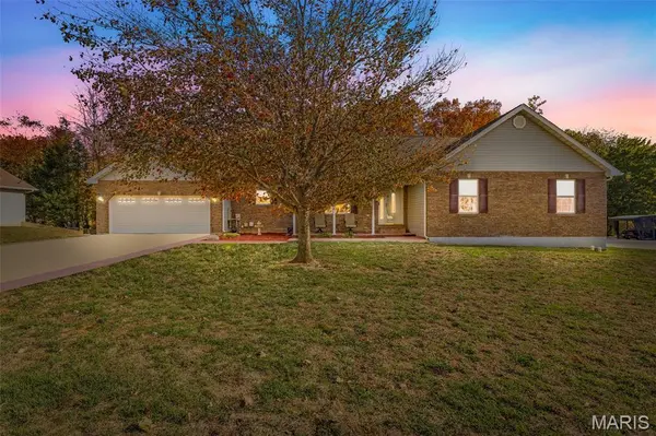 420 Willow Creek DR, Farmington, MO 63640