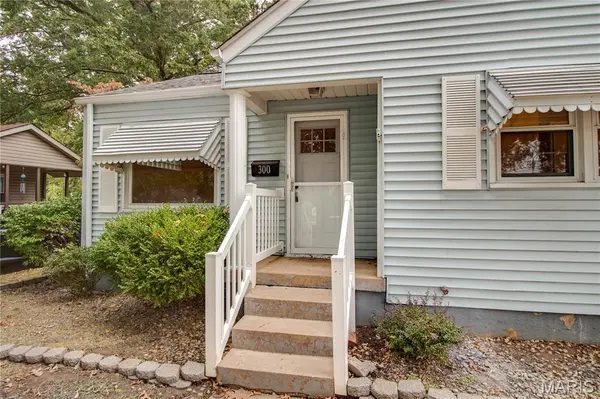 300 Brentwood BLVD, Alton, IL 62002