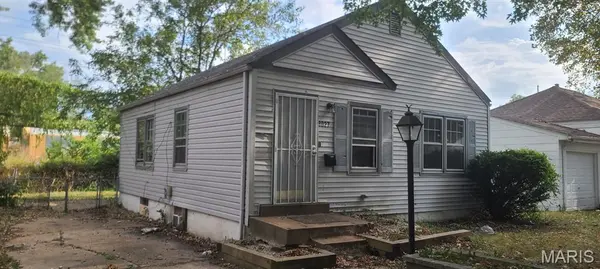 8027 Aline AVE, Berkeley, MO 63134