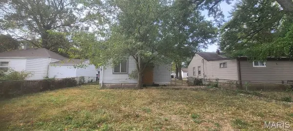 8027 Aline AVE, Berkeley, MO 63134