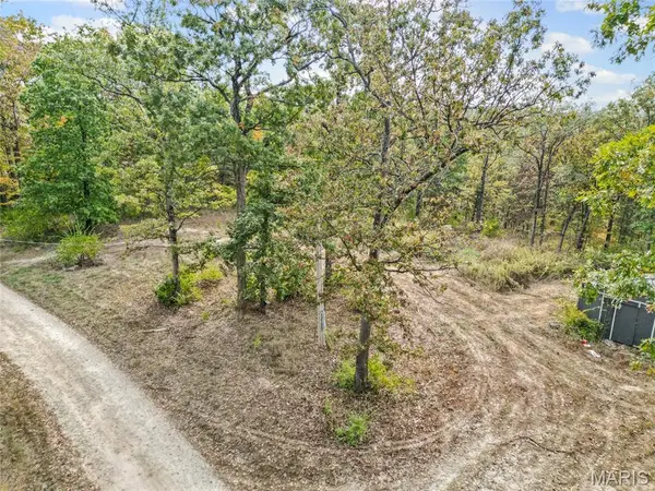 394 Enchanted Woods DR, Robertsville, MO 63072