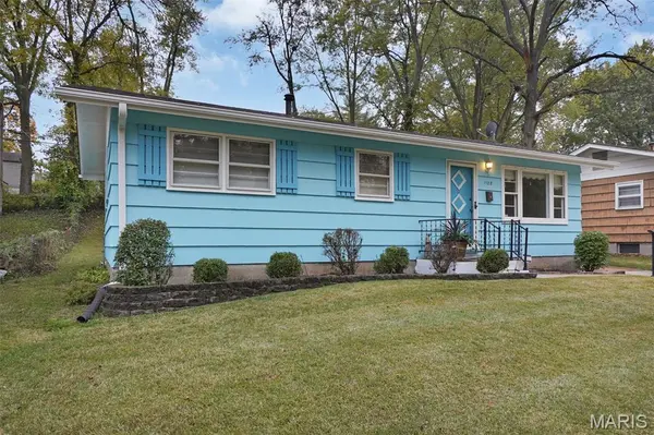 1108 Renshaw DR, Ferguson, MO 63135