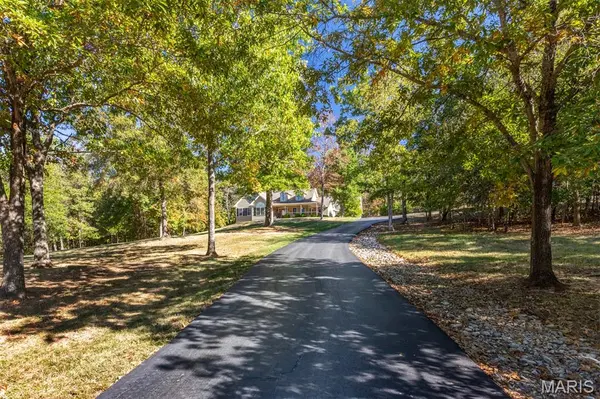 4003 Canebrake Valley DR, Dittmer, MO 63023