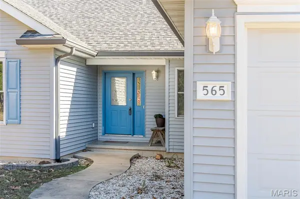 565 Cedar LN, Sullivan, MO 63080