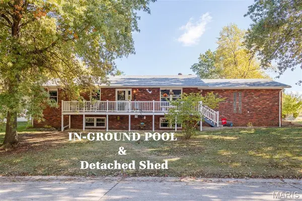 345 Valley VW, Carlyle, IL 62231