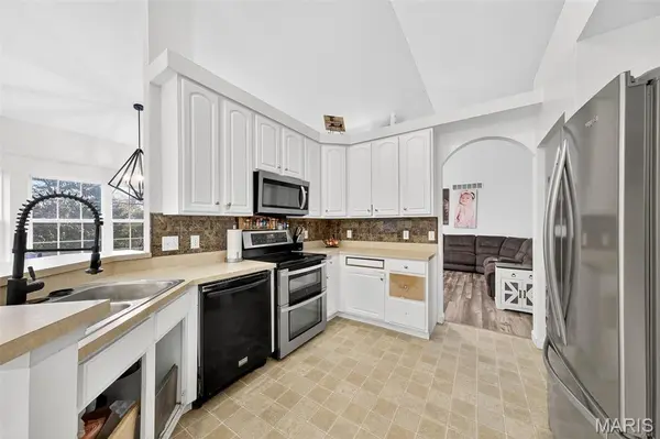 1848 Autumn TRL, Wentzville, MO 63385