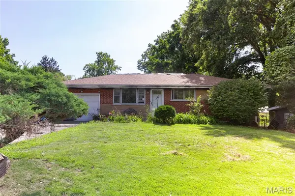 1130 Lakeview AVE,  Spanish Lake,  MO 63138