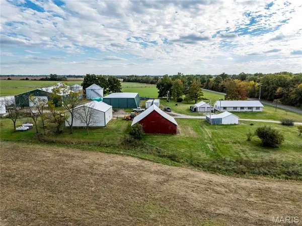 38411 Highway K, Laddonia, MO 63352