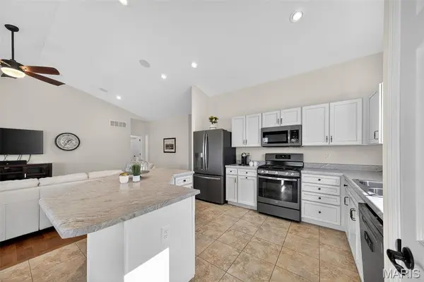 439 Dusty Brook DR, O'fallon, MO 63366