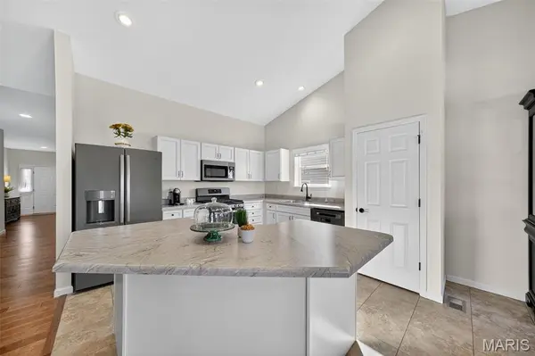 439 Dusty Brook DR, O'fallon, MO 63366