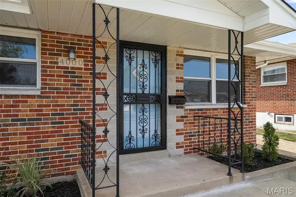 4000 Steffens AVE, St Louis, MO 63116
