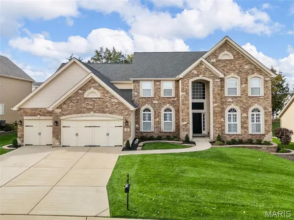 22 Fall Flower CT, Eureka, MO 63025