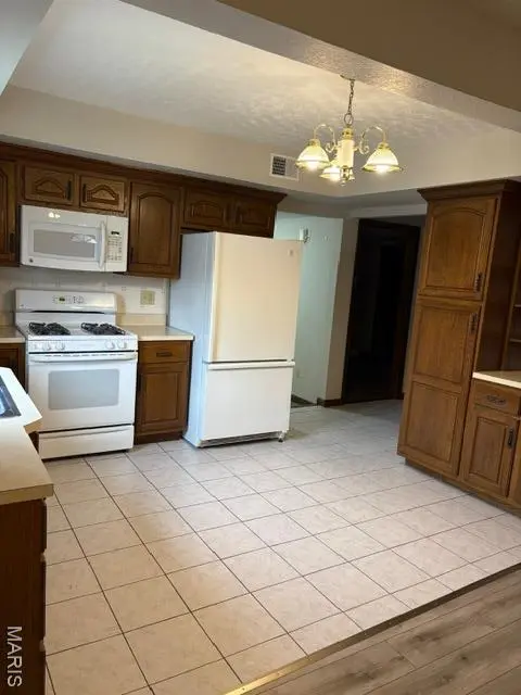 99 W Elm ST, Aviston, IL 62216