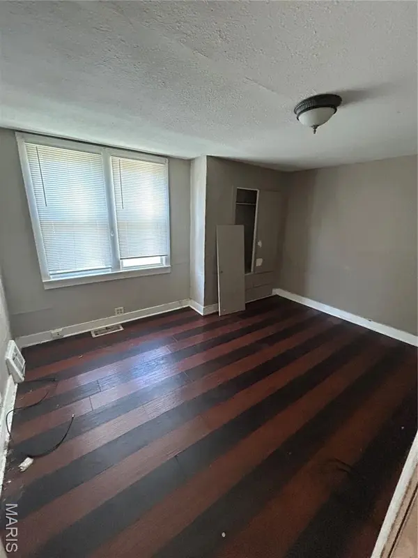 2327 Switzer AVE, Jennings, MO 63136