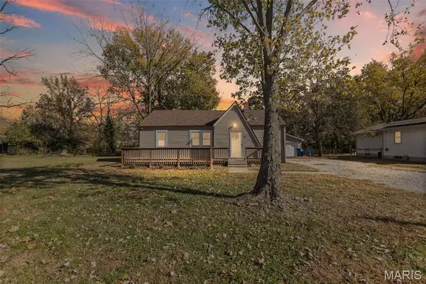 71 N Lincoln AVE, Cottage Hills, IL 62018