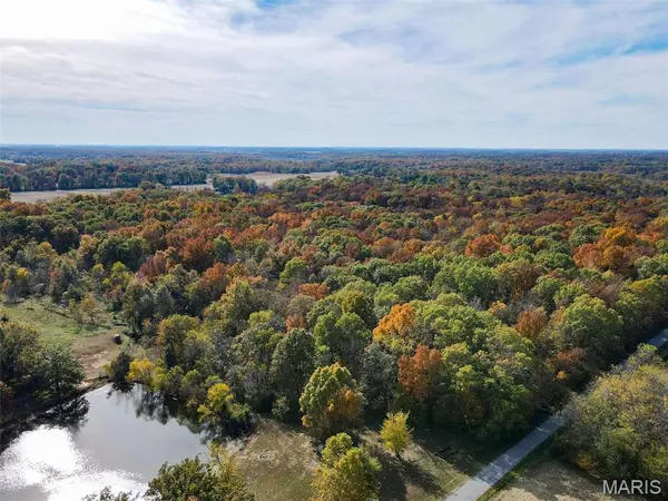 000 County Rd 1625 N., Cisne, IL 62823