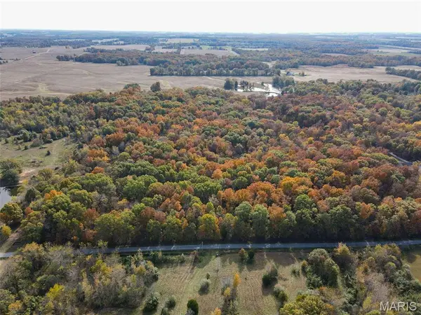 000 County Rd 1625 N., Cisne, IL 62823