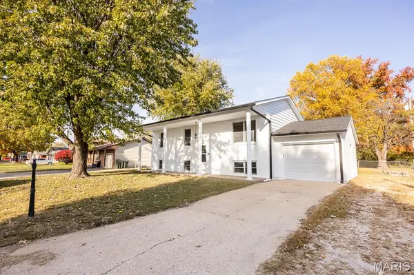 658 Marian DR, Dupo, IL 62239