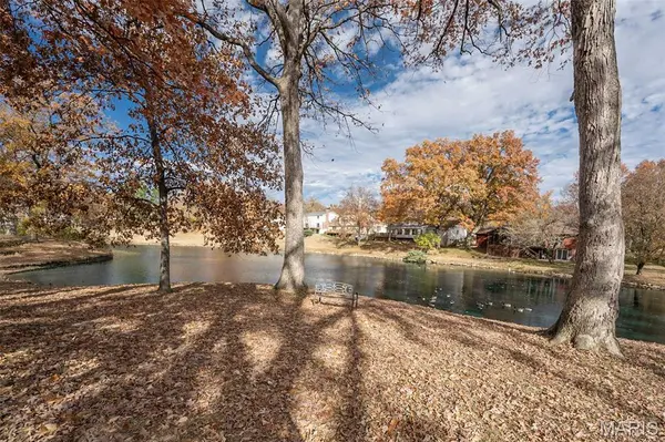 1666 Old Baxter RD, Chesterfield, MO 63017
