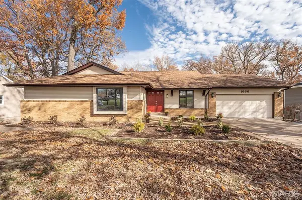 1666 Old Baxter RD, Chesterfield, MO 63017