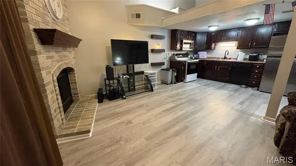 3109 Broken Oak #D, Oakville, MO 63129