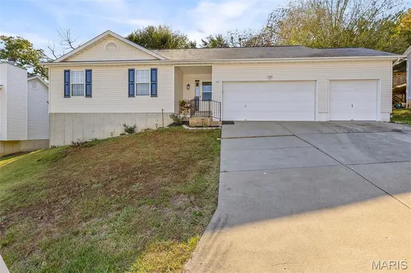 4329 NW Point DR,  House Springs,  MO 63051
