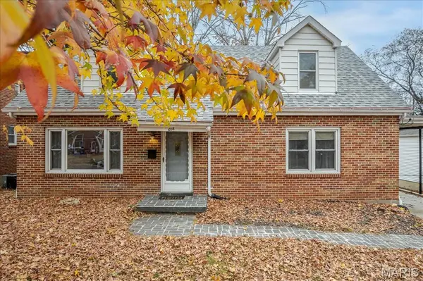 808 Macarthur ST, Washington, MO 63090