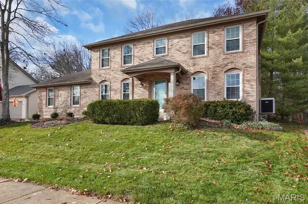 1706 Connemara DR, Manchester, MO 63021