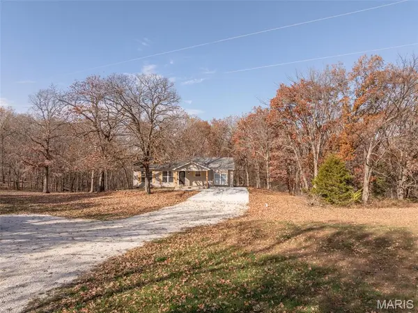 143 Bear Creek TRL, Truxton, MO 63381