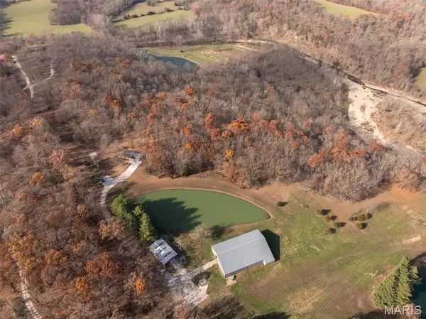 143 Bear Creek TRL, Truxton, MO 63381