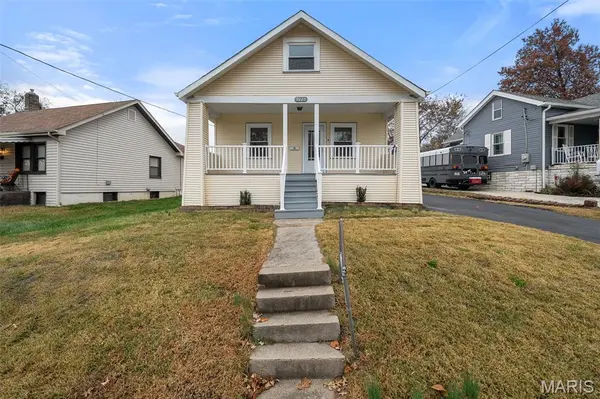 9225 Pavia AVE, Affton, MO 63123