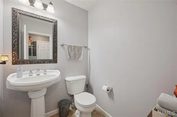 2307 Garden LN, Festus, MO 63028
